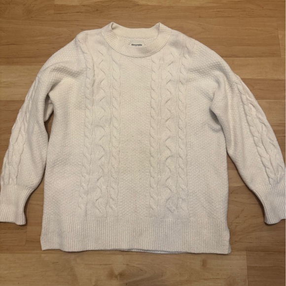 Abercrombie & Fitch Other - Abercrombie & Fitch Ultra Soft White Heavy Cable Knit Sweater Men's Size Large